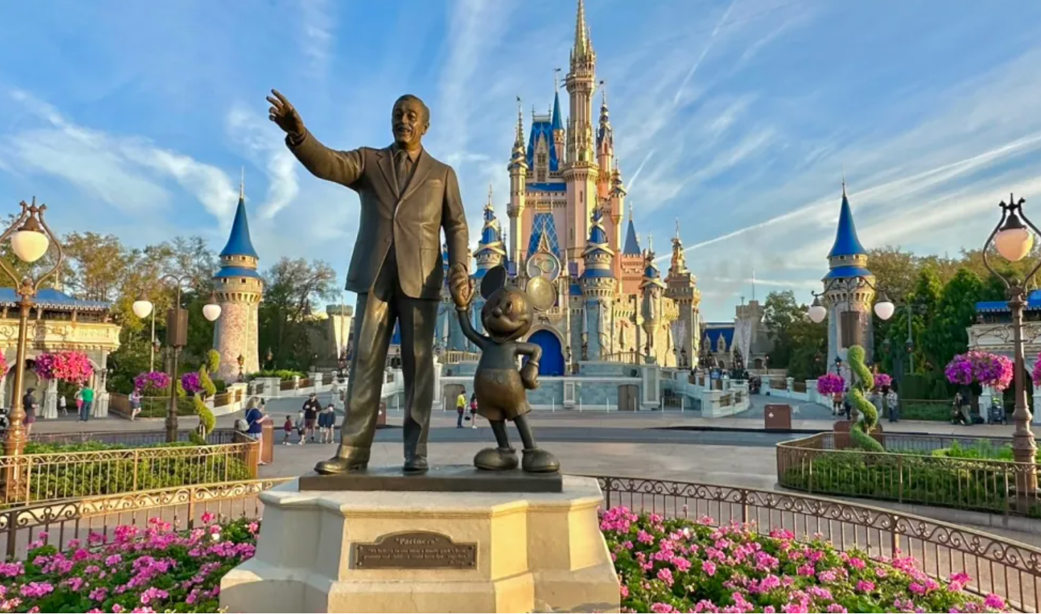 Walt Disney World Partners Statue